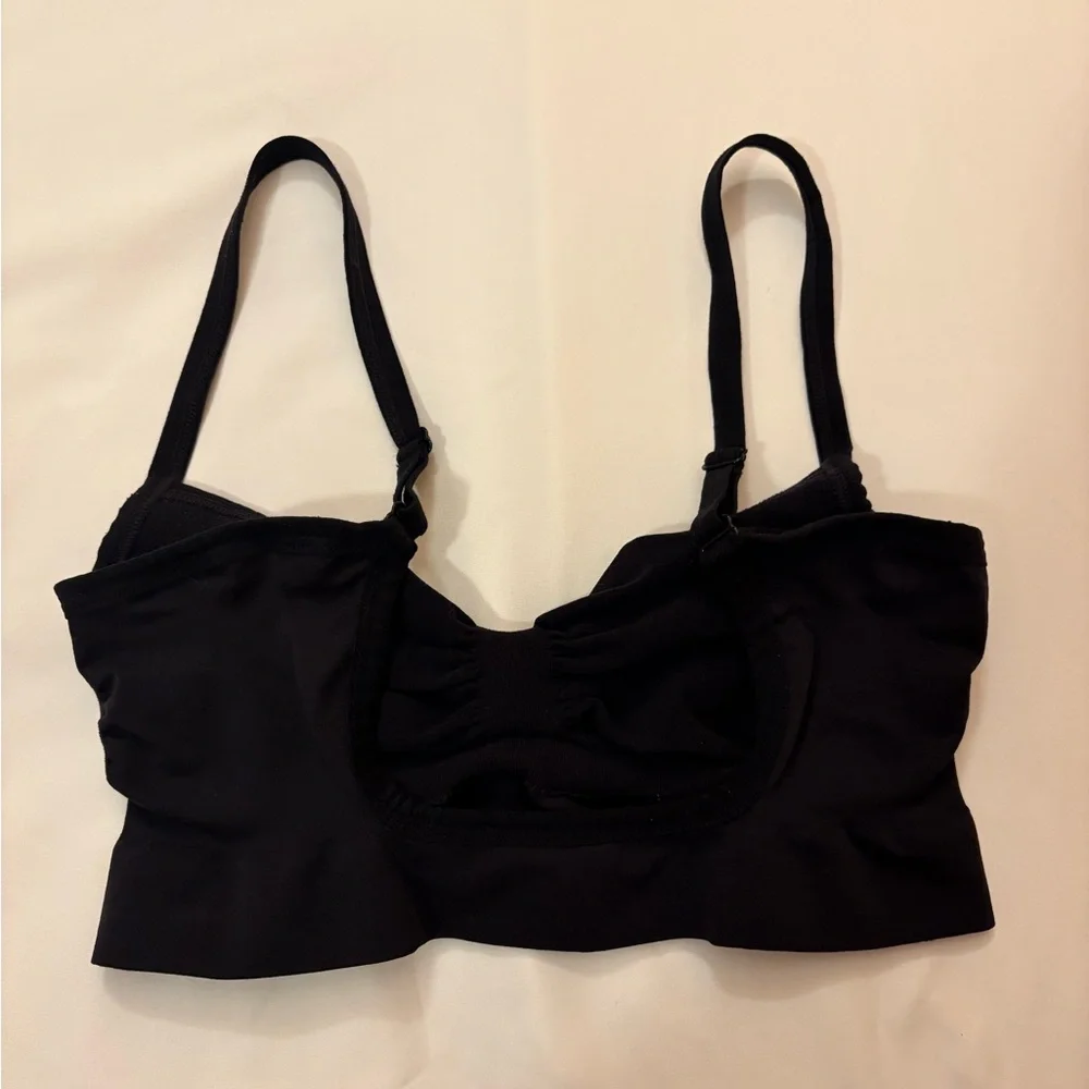 SKIMS Onyx/Black Seamless Bra - Backless/Square Back - Picture 2 of 4